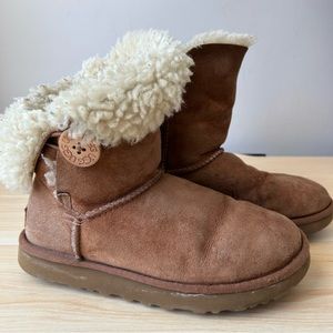Ugg Bailey Button Chestnut Boots
